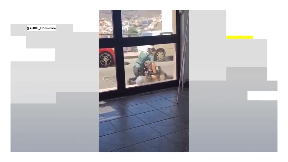 Reducen con un tiro en el pie a un hombre que arremetió contra dos guardias civiles