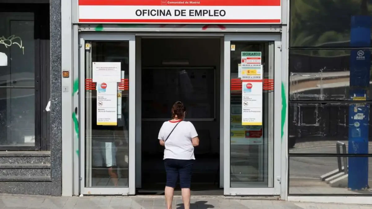 Subsidio cancelado y multa de 8.500 euros: la sanción del SEPE a un hombre por viajar a Marruecos