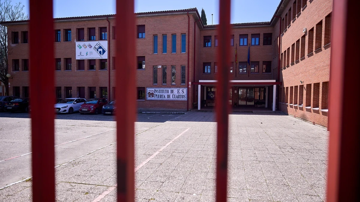 Un exalumno golpea en la cabeza con una llave inglesa al exdirector de un instituto de Talavera de la Reina
