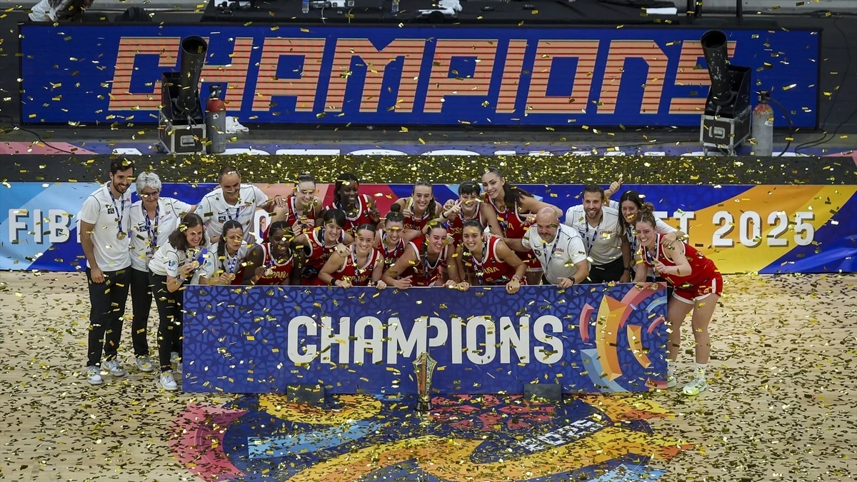 Así fue la fiesta de España tras arrasar a Lituania en la final del Eurobasket Sub-20 femenino