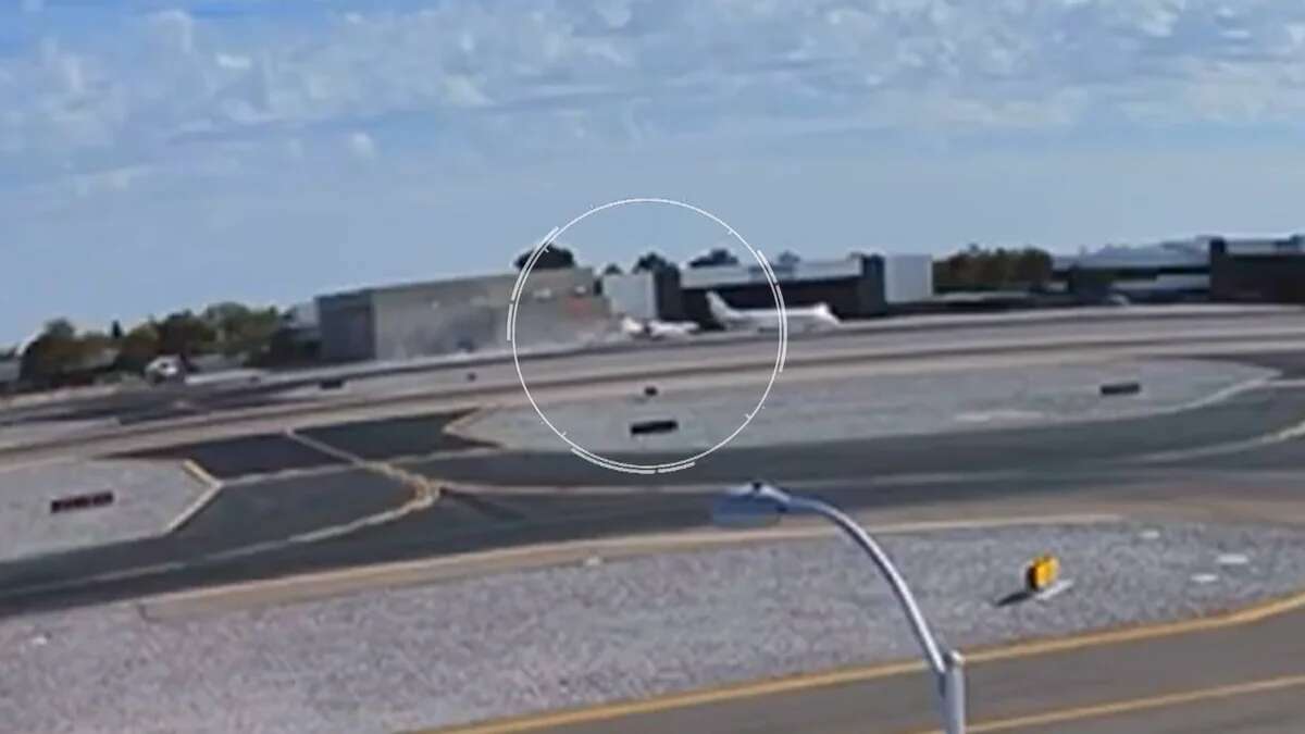 El momento del choque de dos aviones que ha dejado al menos un muerto y 3 heridos en Arizona