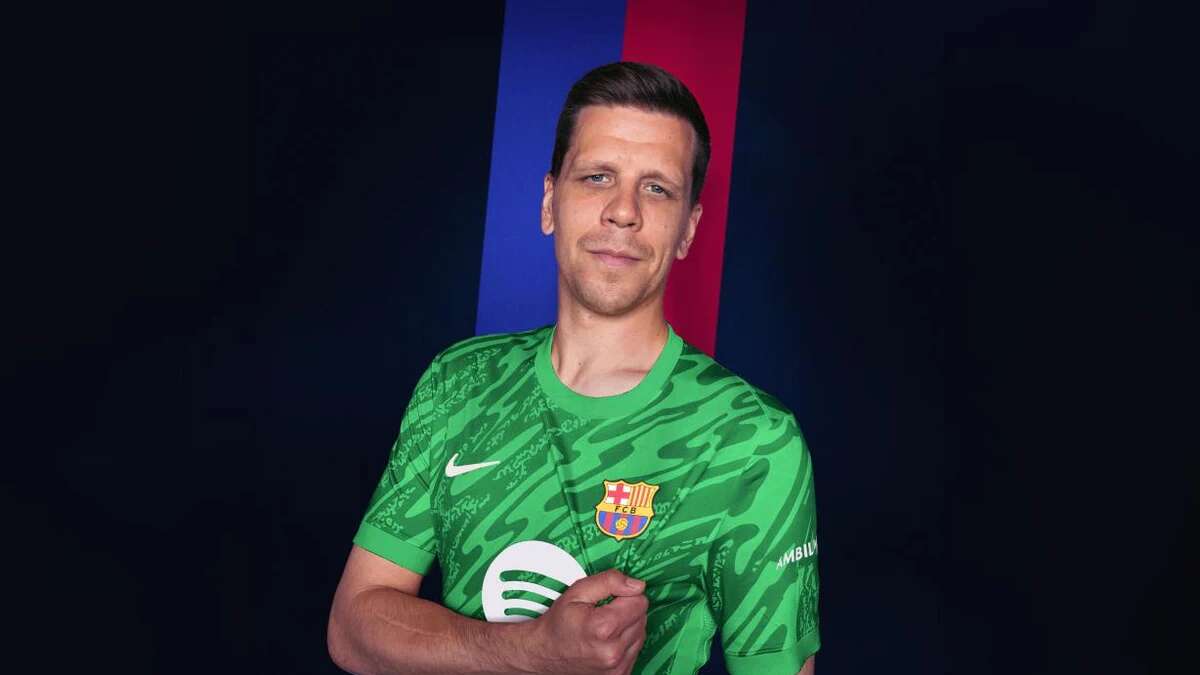 Wojciech Szczęsny firma con el Barcelona hasta junio de 2025