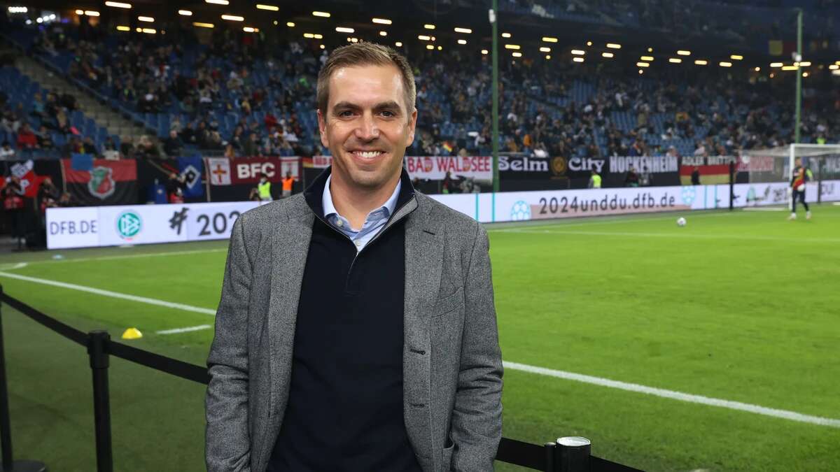 Phillip Lahm se moja contra el Mundial 2034 en Arabia Saudí