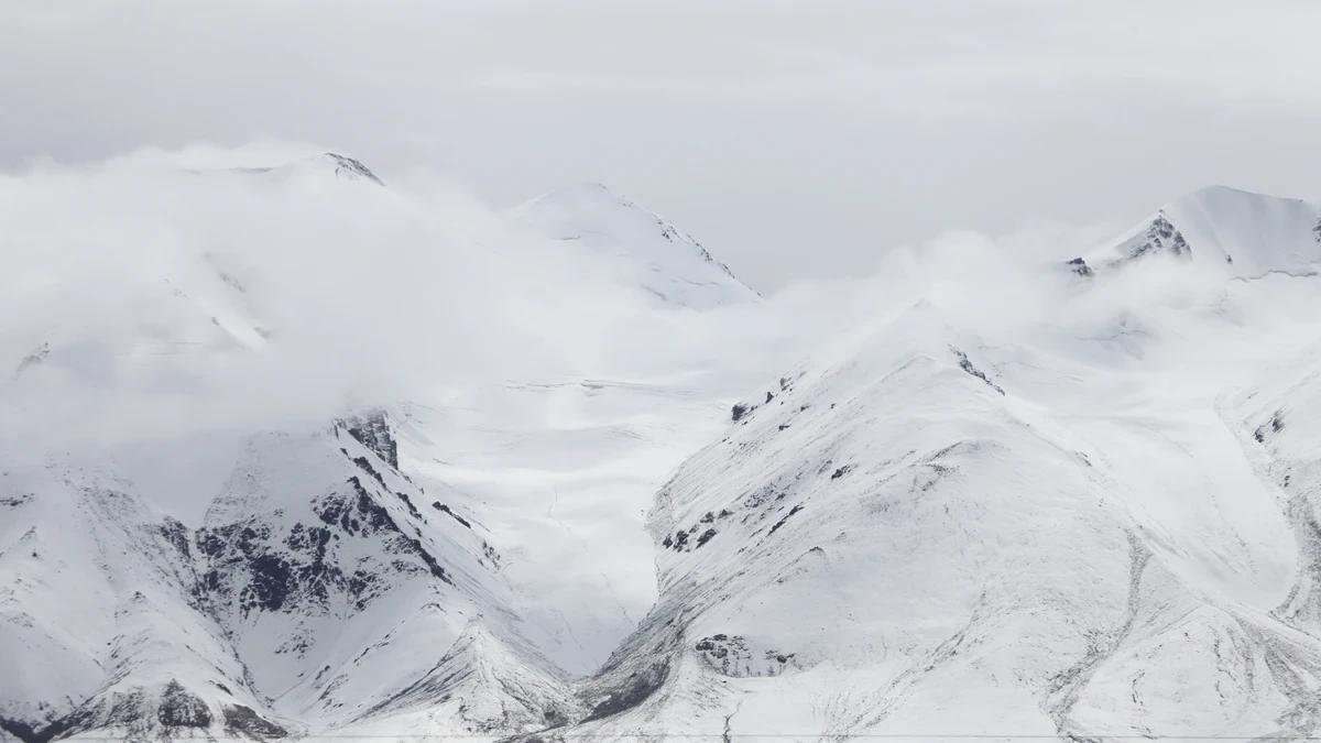 Científicos reaniman un virus de 48.500 años hallado en el permafrost siberiano