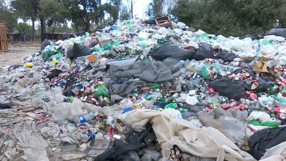 La penosa situación del parque natural de Doñana, convertido en un auténtico vertedero