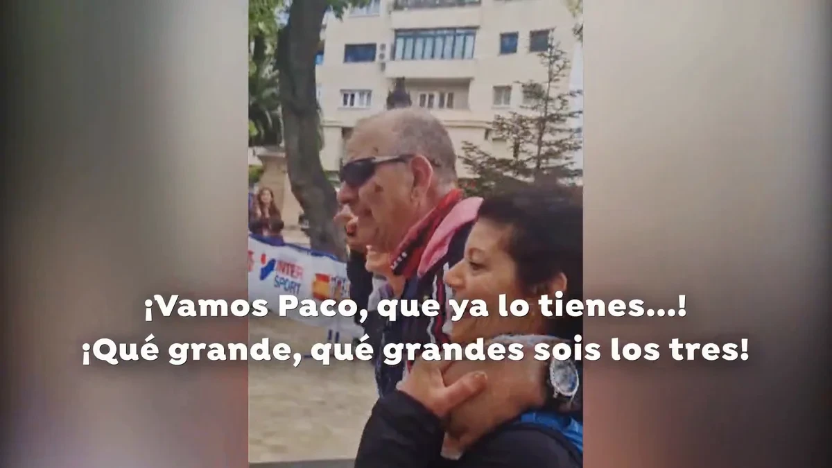 Paco, con 81 años y Parkinson, completa una maratón de 101 km en Málaga