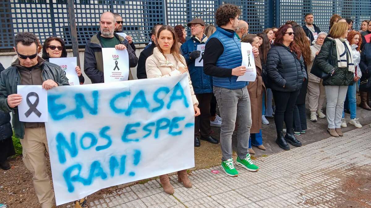 Internamiento en régimen cerrado para los tres menores detenidos por matar a la educadora en Badajoz