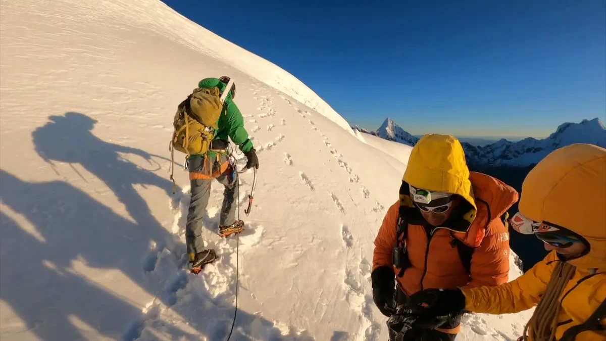 Los hermanos Pou participan en un duro rescate en Perú