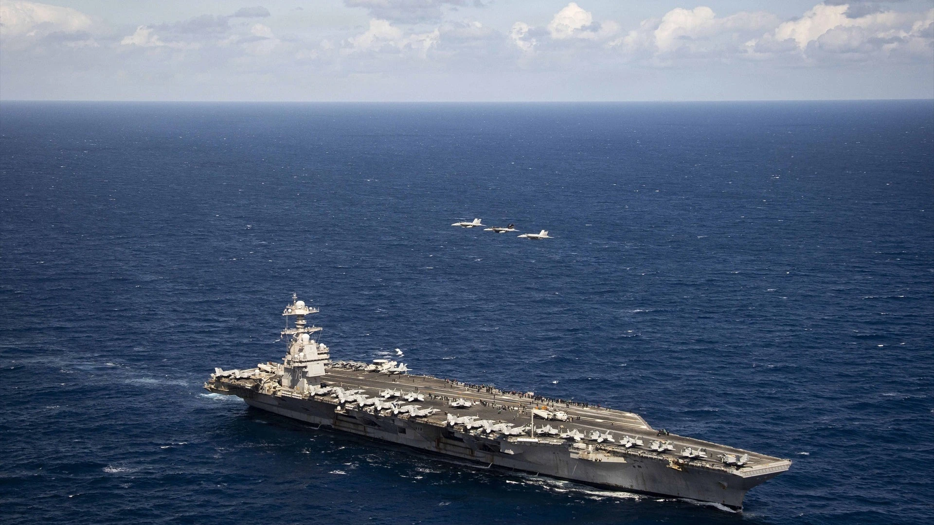 Tensión en Ormuz: Washington intercepta por la fuerza un buque comercial rumbo a Irán
