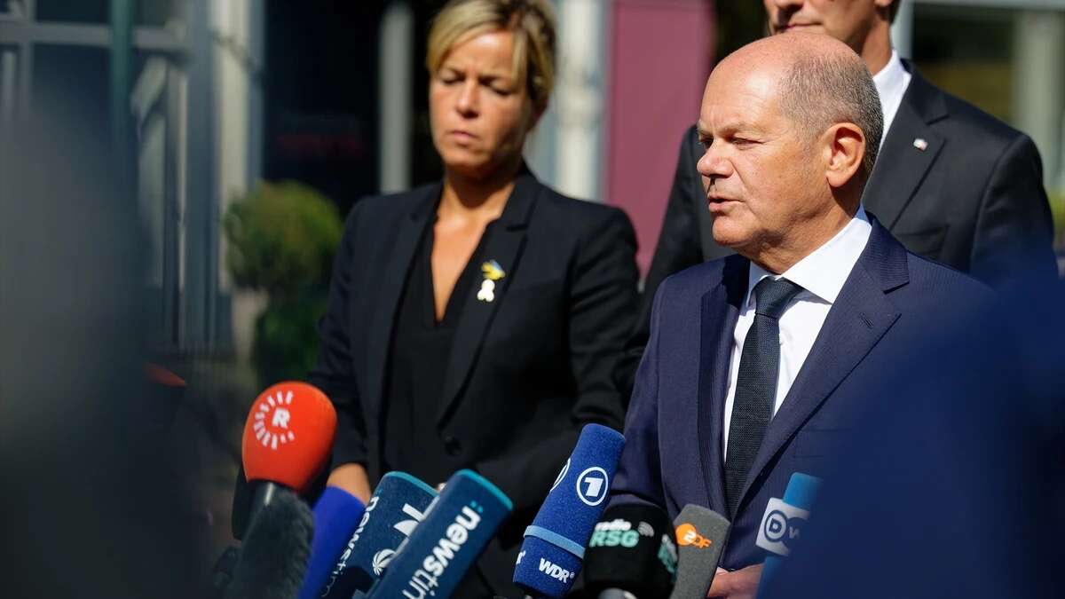 Scholz propone deportar a criminales a países como Siria o Afganistán tras el asesinato de un policía en Alemania