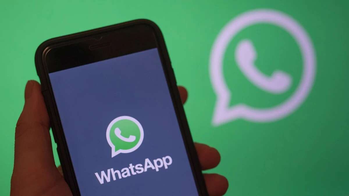 Condenado a siete años sin WhatsApp por embaucar a una menor para intercambiar imágenes sexuales