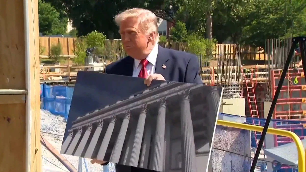 Donald Trump defiende la importancia de construir el salón de baile de la Casa Blanca para garantizar la seguridad