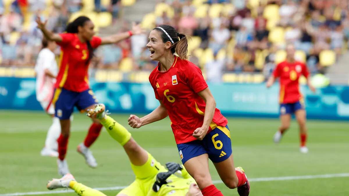 Aitana Bonmatí lidera la remontada ante Japón en el histórico debut olímpico de España