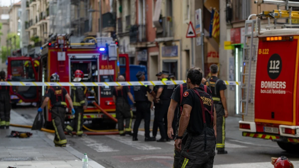 Una persona herida tras una explosión en una vivienda de Barcelona