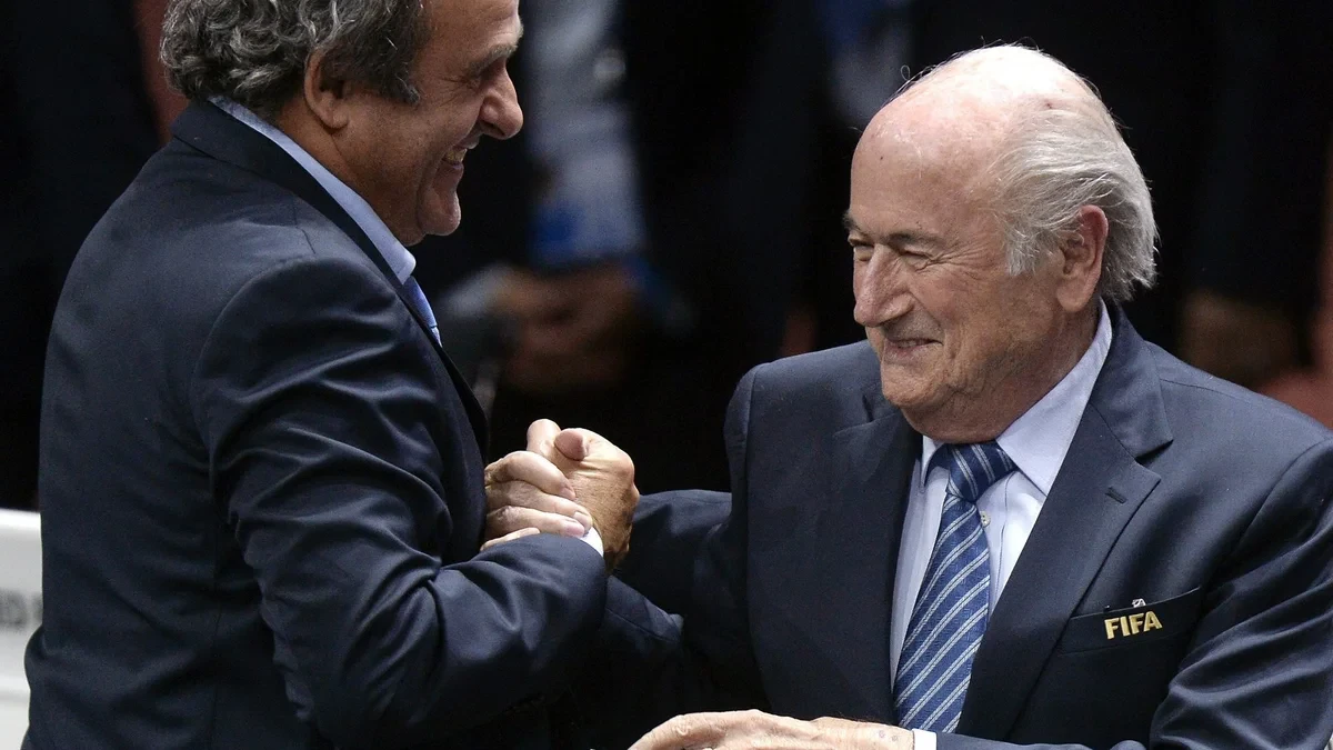Joseph Blatter y Michel Platini, absueltos de nuevo de un delito de fraude