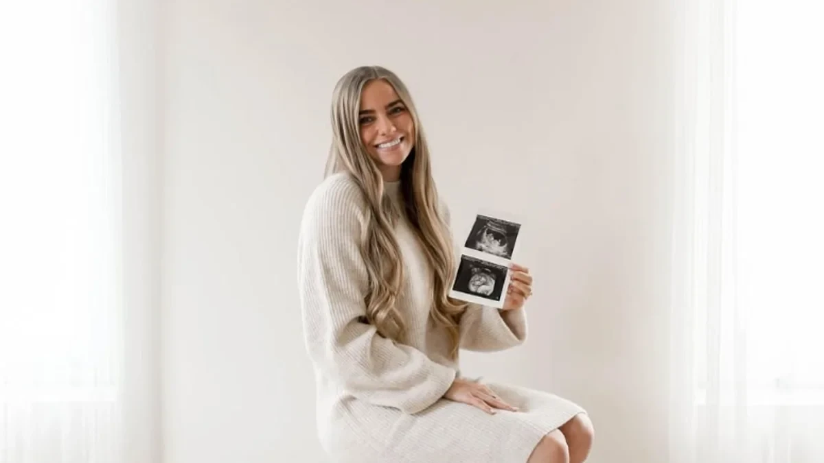 En estado crítico el hijo de la influencer Emilie Kiser tras ahogarse en la piscina trasera de la vivienda familiar