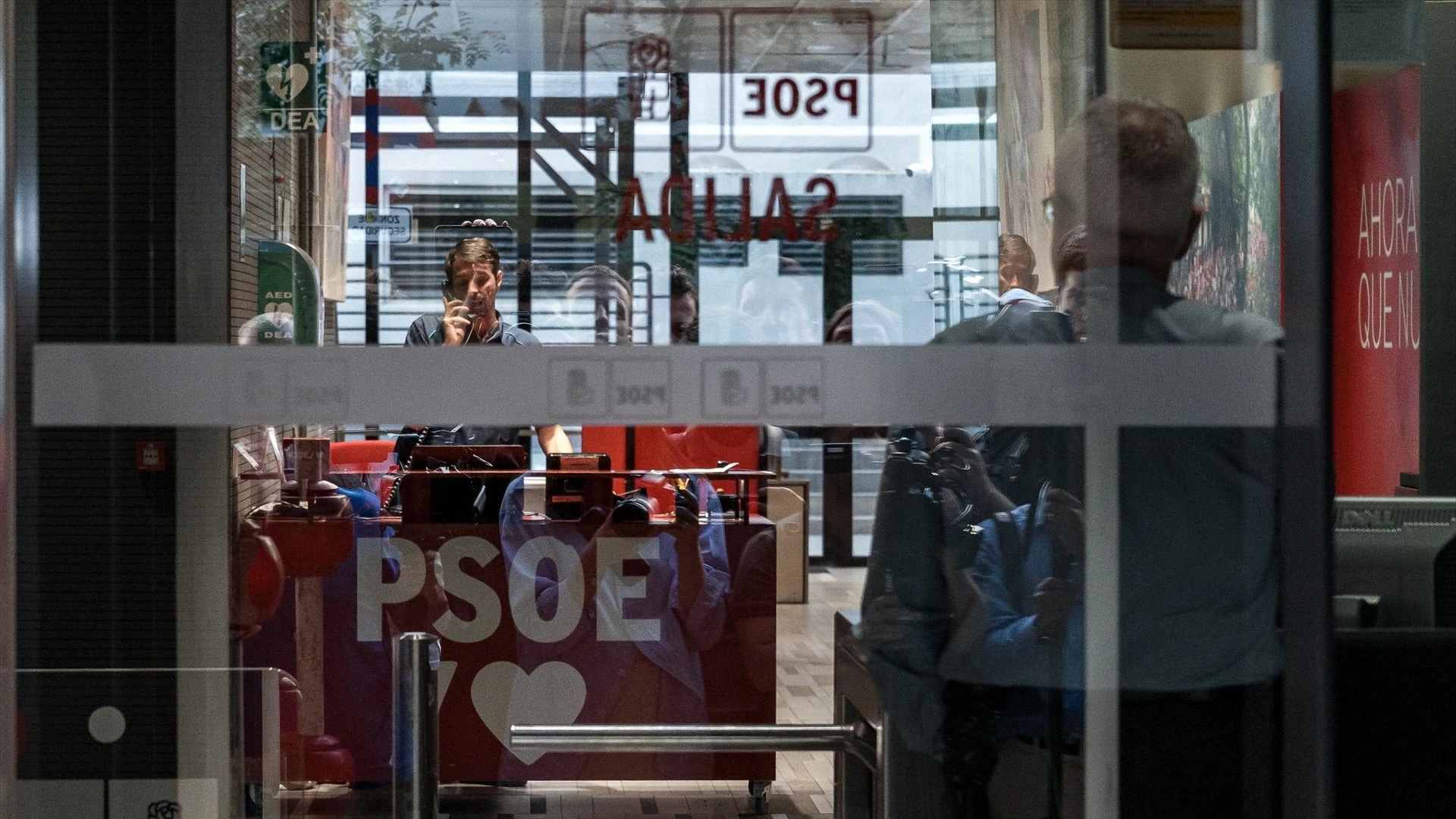 Última hora de las noticias del PSOE en directo: El juez Pedraz apunta a pagos del PSOE a Leire Díez bajo el liderazgo de Cerdán