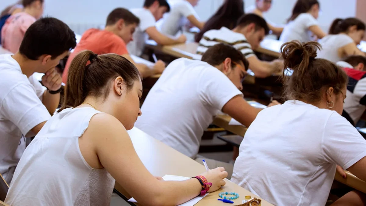 Becas MEC 2026-2027: cómo solicitarlas, cuantías, requisitos y plazos