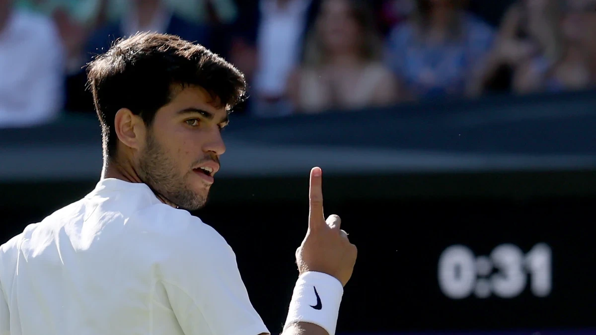 Carlos Alcaraz y su colección de récords: 23 triunfos ATP, 19 victorias sin fallo en Wimbledon y tres semifinales consecutivas