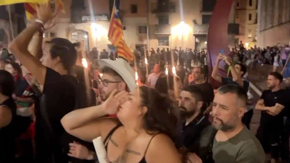 La Diada arranca con enfrentamientos entre Junts y Esquerra en una convocatoria marcada por la división del independentismo