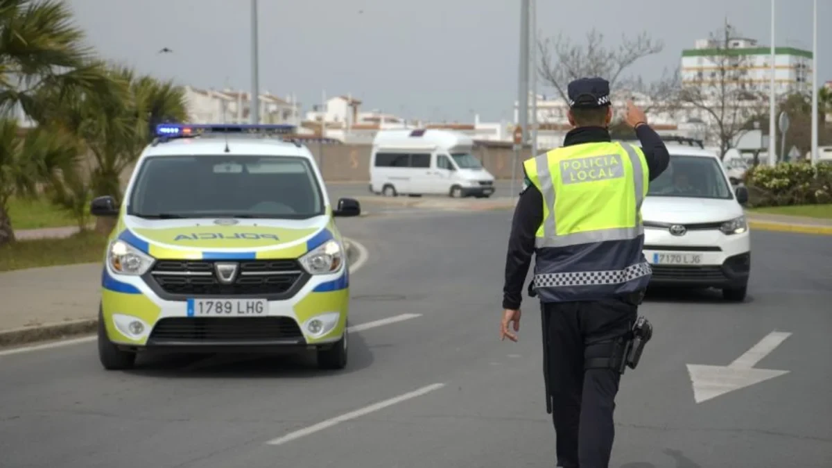Socorren a un hombre que convulsionaba en un coche y acaba detenido con 35 gramos de cocaína