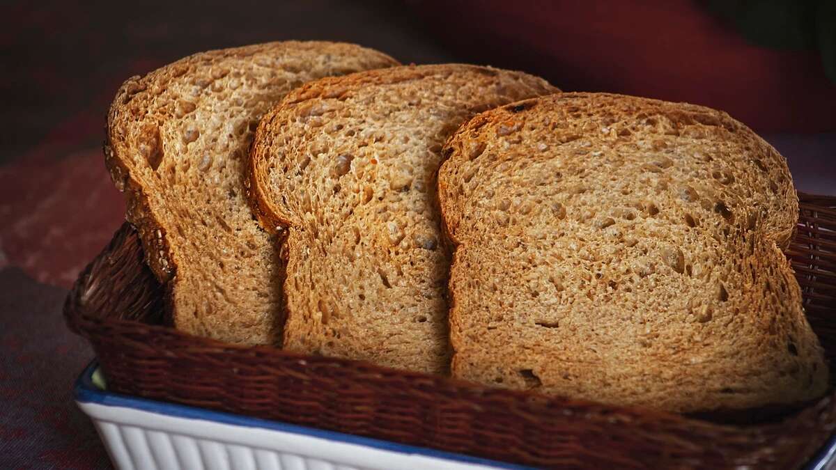 Uno de cada cinco panes tostados no son saludables, según la OCU