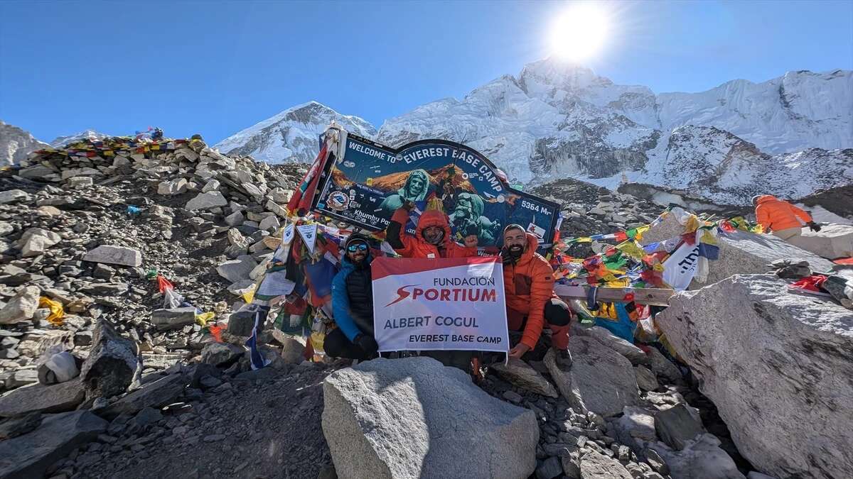 Albert Cogul, primer español con paraplejia en alcanzar el Campo Base del Everest