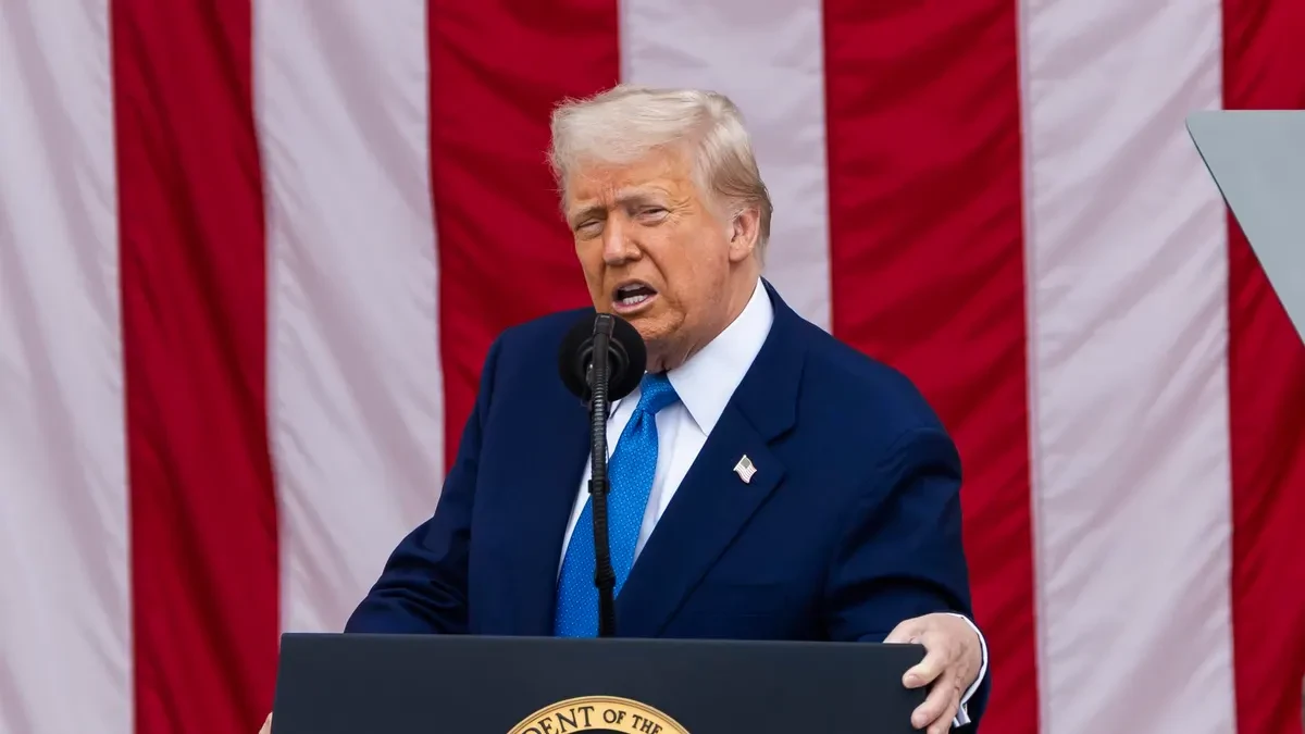 Trump amenaza con detener al gobernador de California si se interpone en sus planes