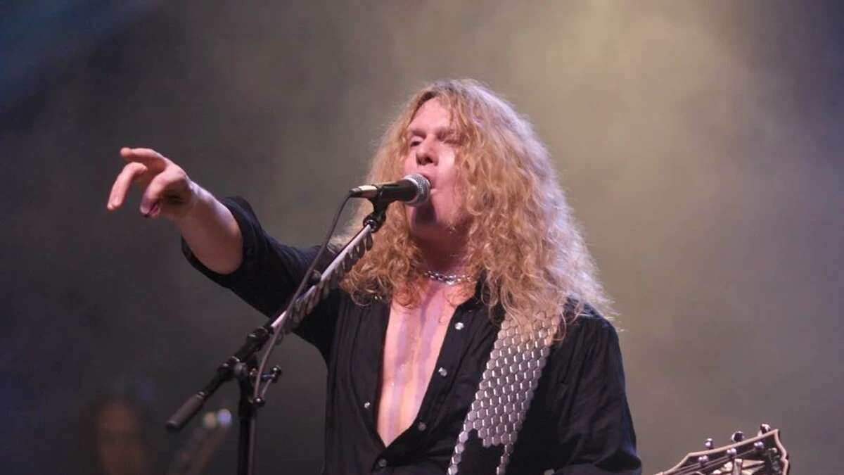 Muere el guitarrista John Sykes a los 65 años tras una dura batalla contra el cáncer