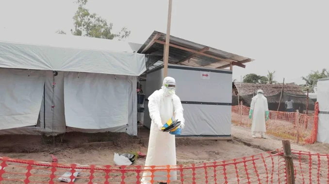 La OMS alerta de una “colisión catastrófica” entre el ébola y la guerra en Congo