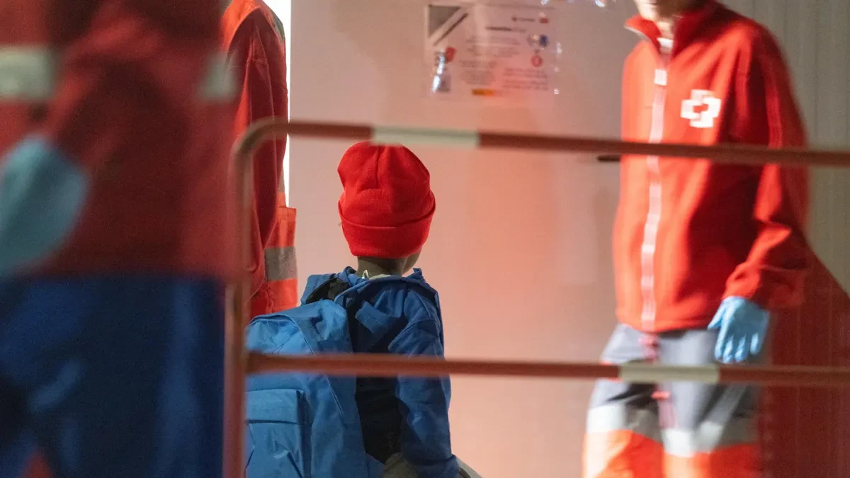 El Gobierno prevé trasladar a más de 3.000 menores migrantes no acompañados desde Canarias, Ceuta y Melilla