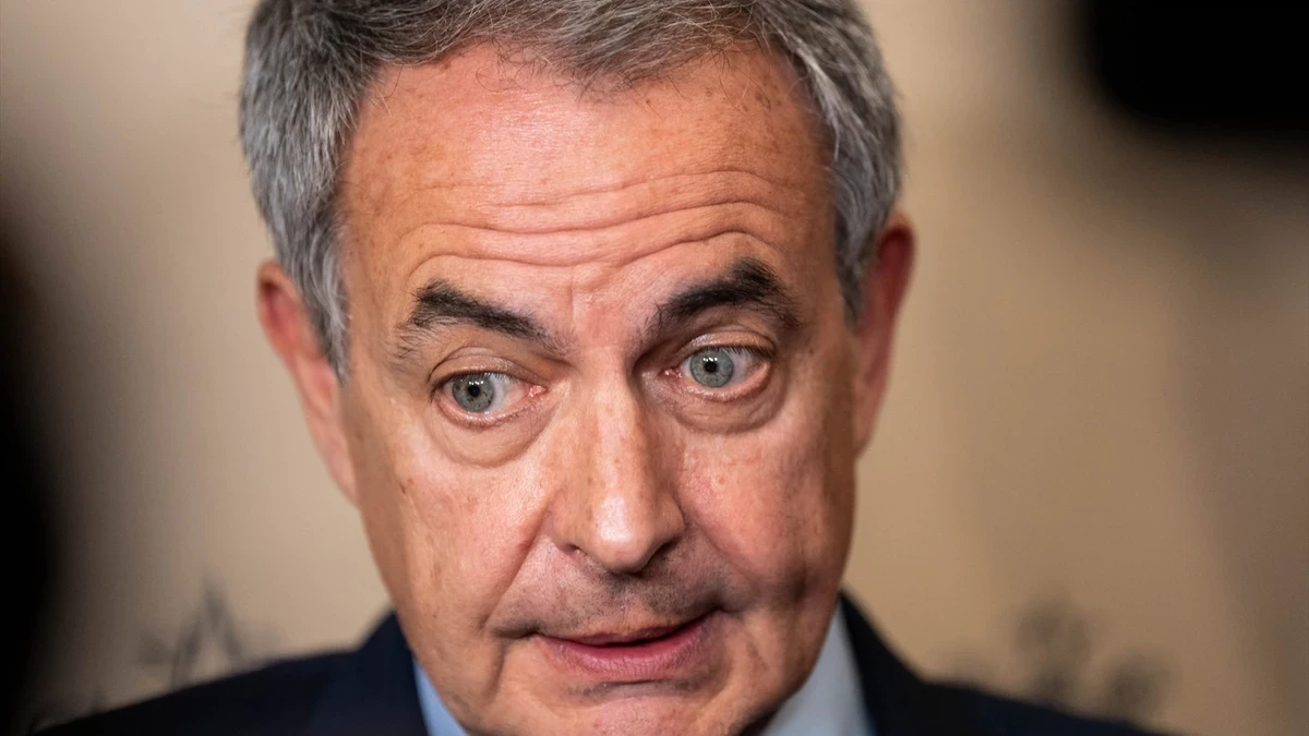 Los WhatsApp de Ábalos ratifican la amistad de Zapatero con Delcy Rodríguez