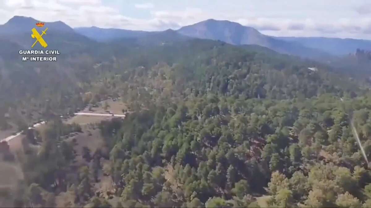 El piloto de la avioneta desaparecida en Jaén comunicó su intención de dar la vuelta porque había muchas nubes