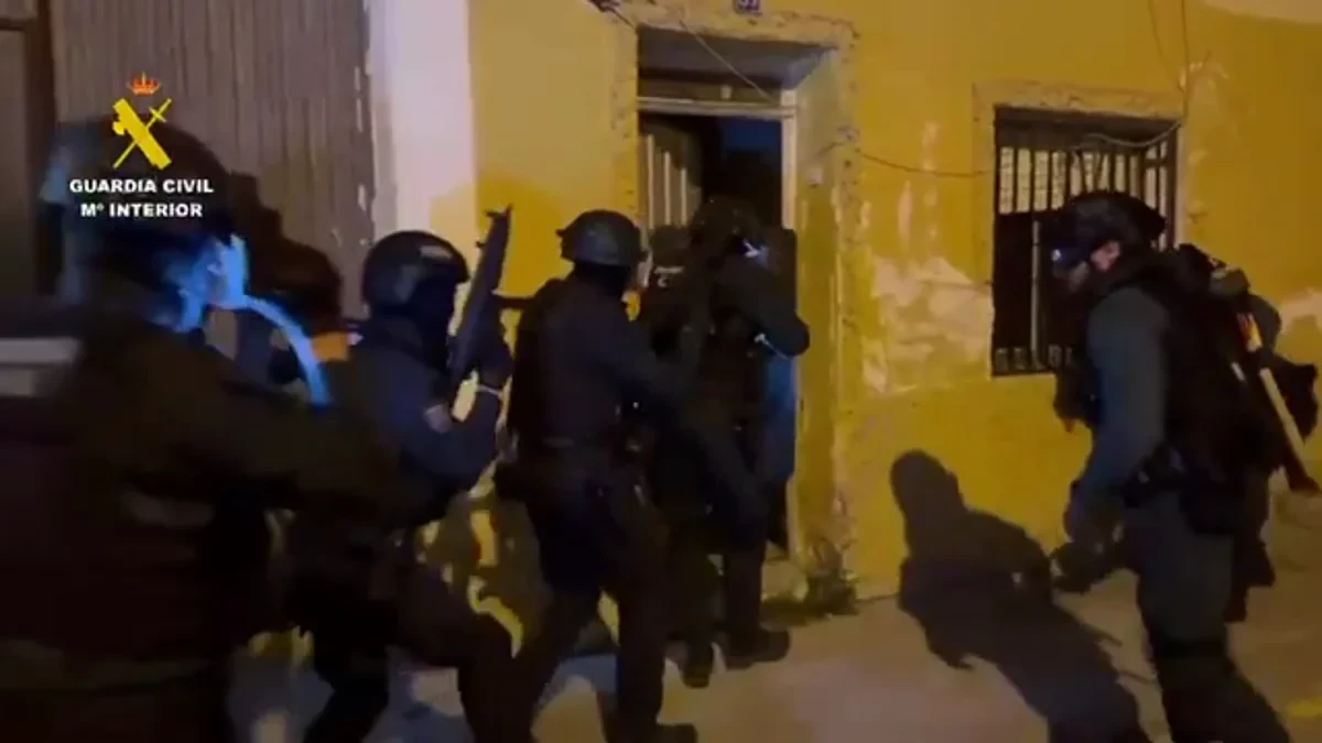 Siete detenidos por explotar a 45 trabajadores en La Rioja, incluidos tres menores: vivían hacinados y trabajaban sin contrato bajo promesas falsas de legalización