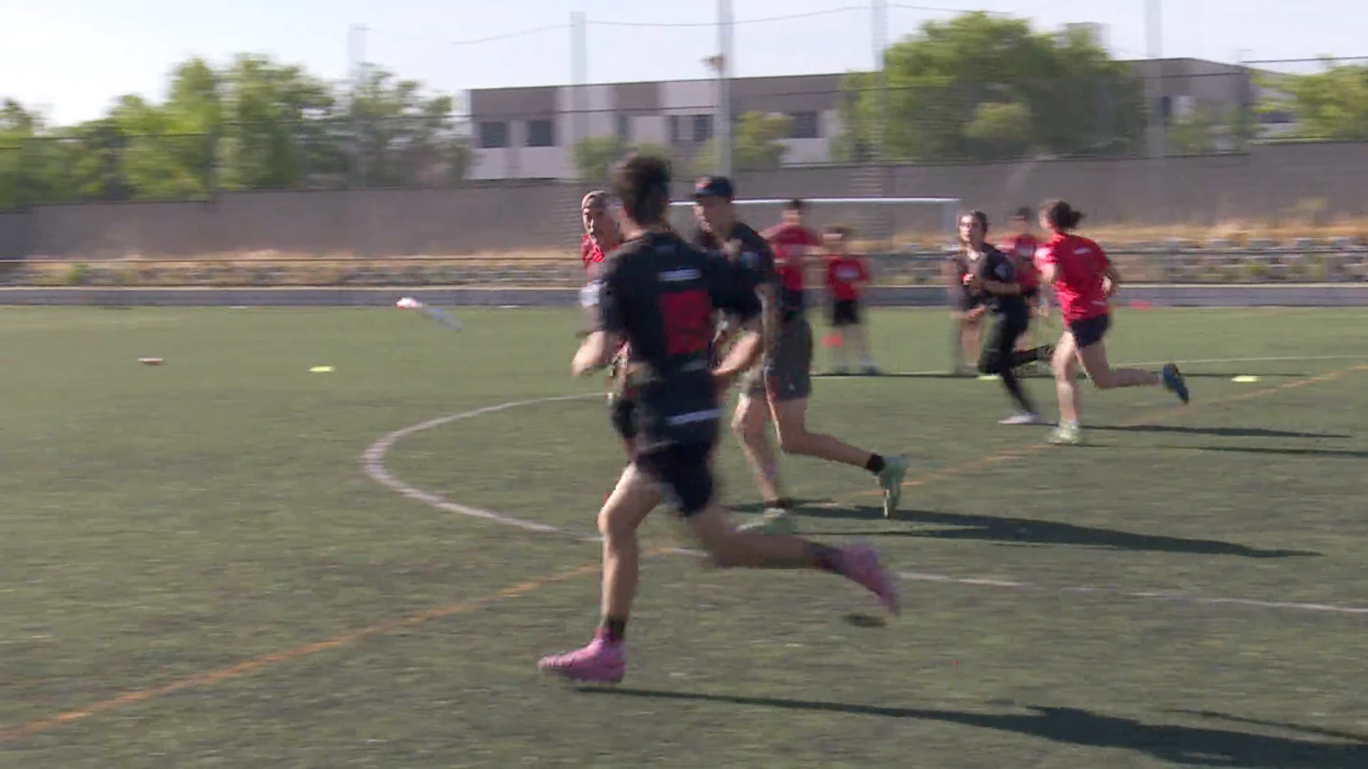 Así es el Ultimate, un novedoso deporte con dos equipos donde el protagonista es el disco volador