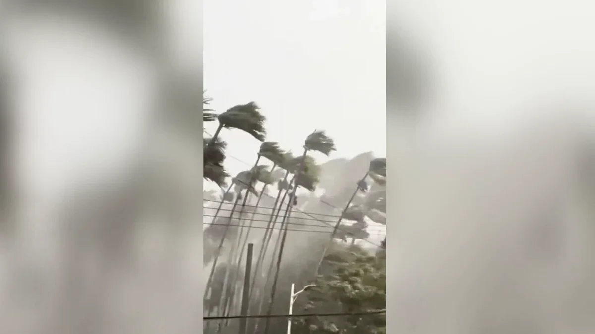 VÍDEO: El tifón Kajiki arrasa el sureste asiático y deja al menos 3 muertos y 13 heridos