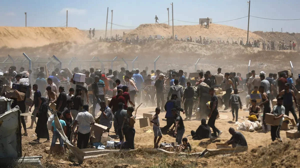 Al menos 24 palestinos muertos tras ser tiroteados por el Ejercito israelí mientras esperaban el reparto de comida