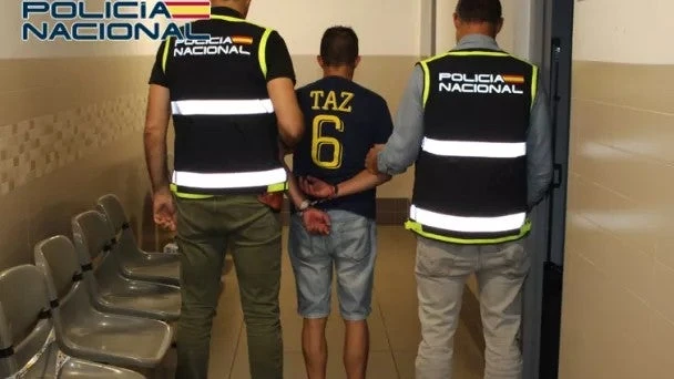 El histórico violador del ascensor, arrestado en Granada por reincidir cuando estaba de permiso