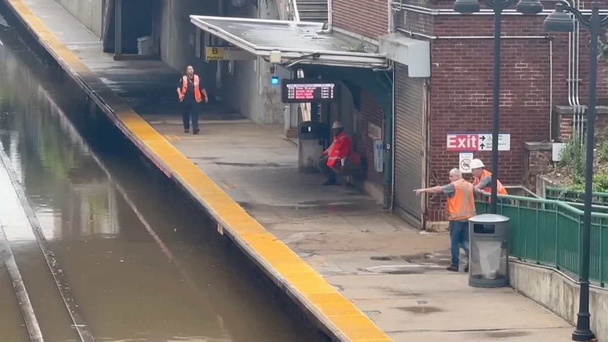 Las fuertes lluvias inundan el metro de Nueva York mientras varios estados del noreste de EE.UU. enfrentan graves anegaciones