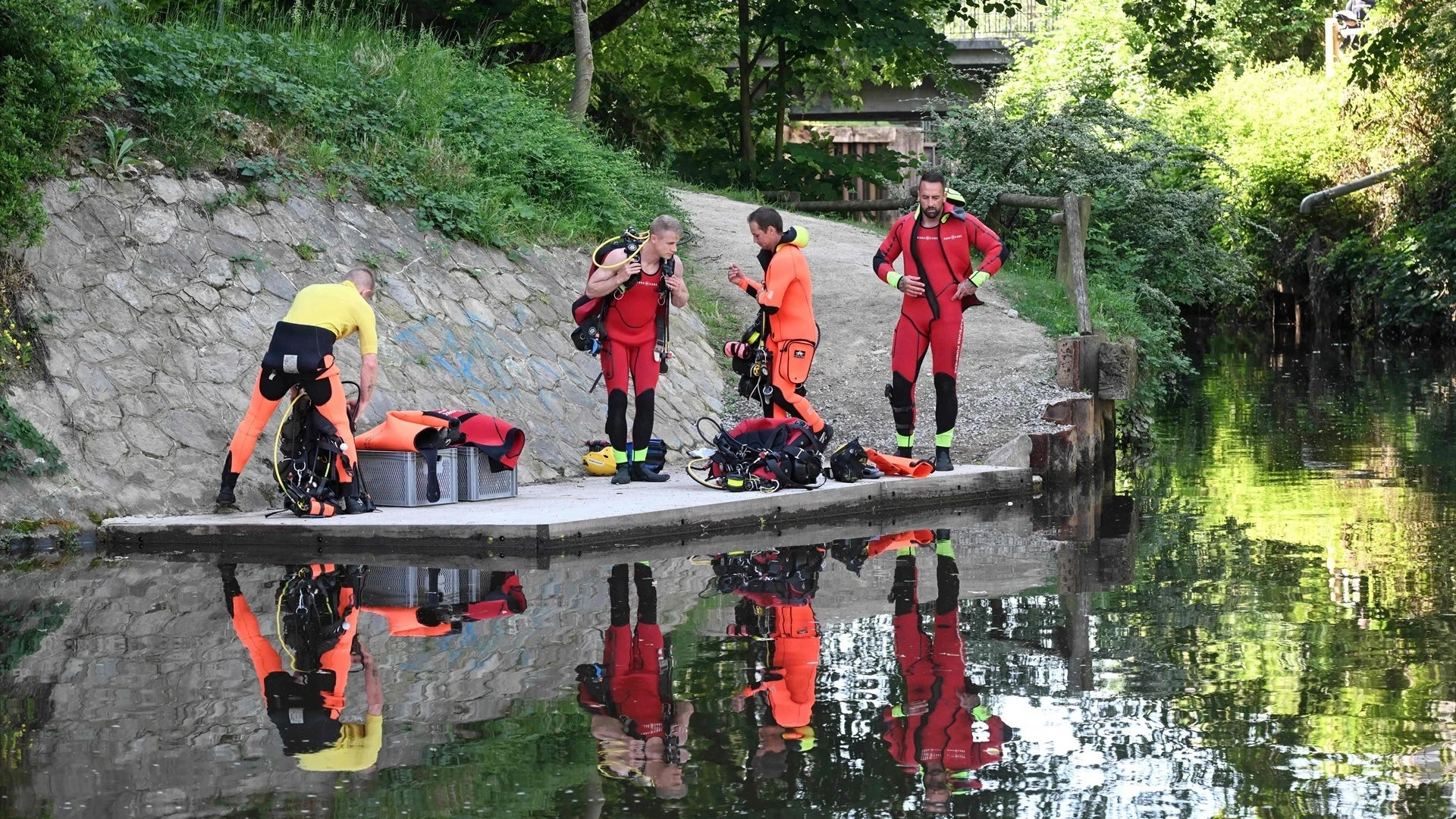 Encuentran el cadáver de un niño de 11 años con una toalla apretada alrededor del cuello en un río de Rennes