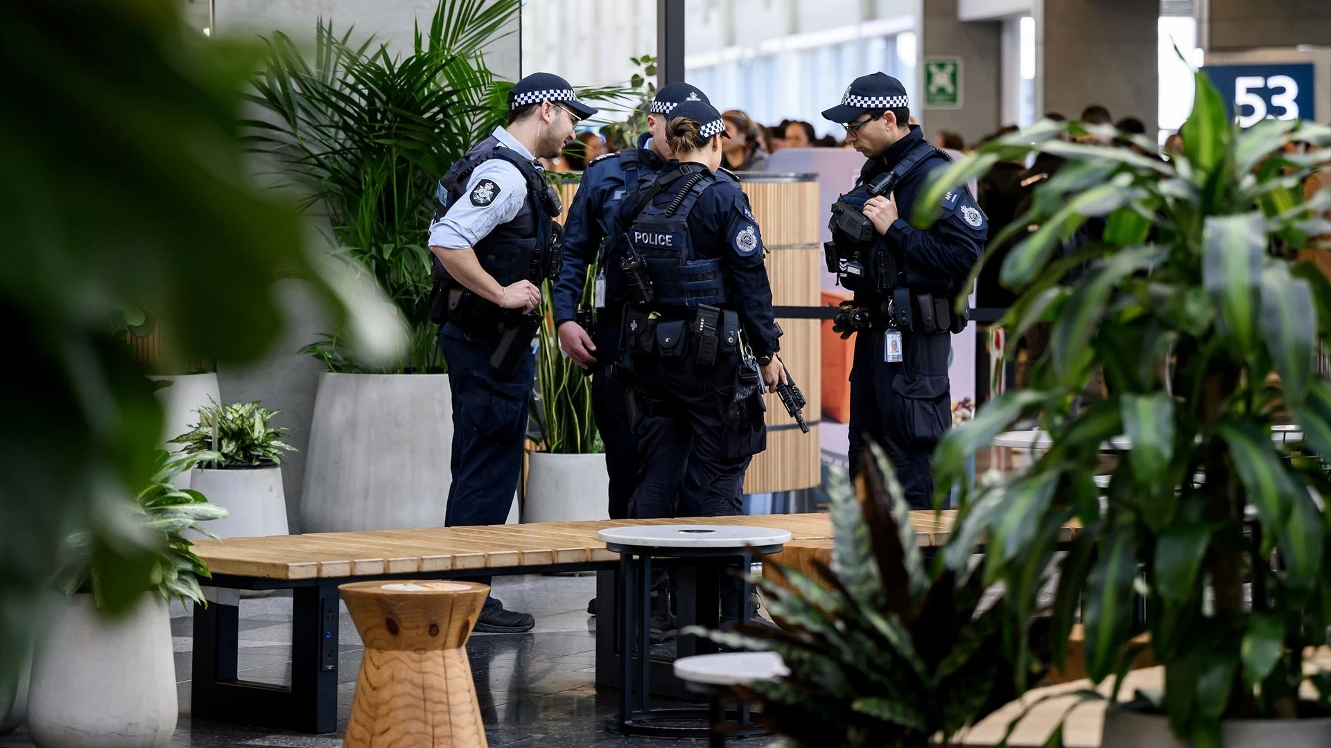 Evacúan un aeropuerto en Australia al confundir un dispositivo de depilación láser con una bomba