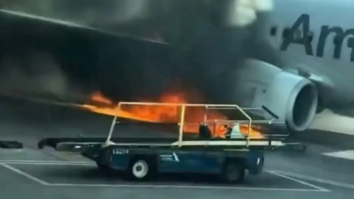 VÍDEO: El momento en que un avión aterriza y se incendia con 178 personas a bordo