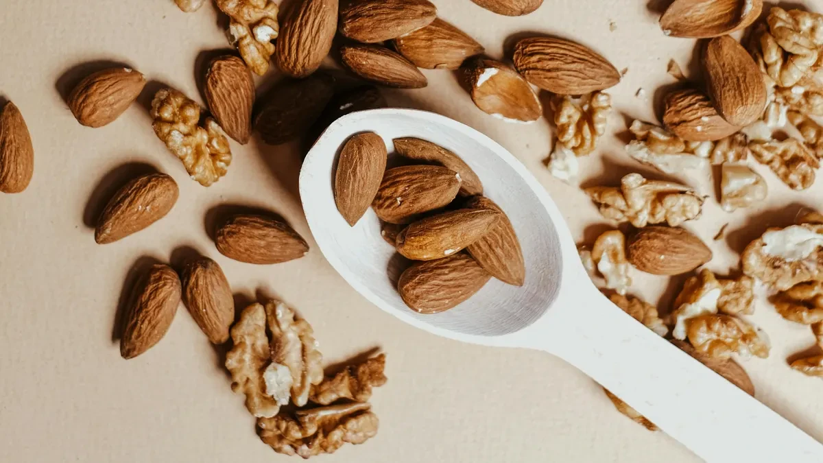 Nueva alerta alimentaria que afecta a las personas con alergia a los frutos secos
