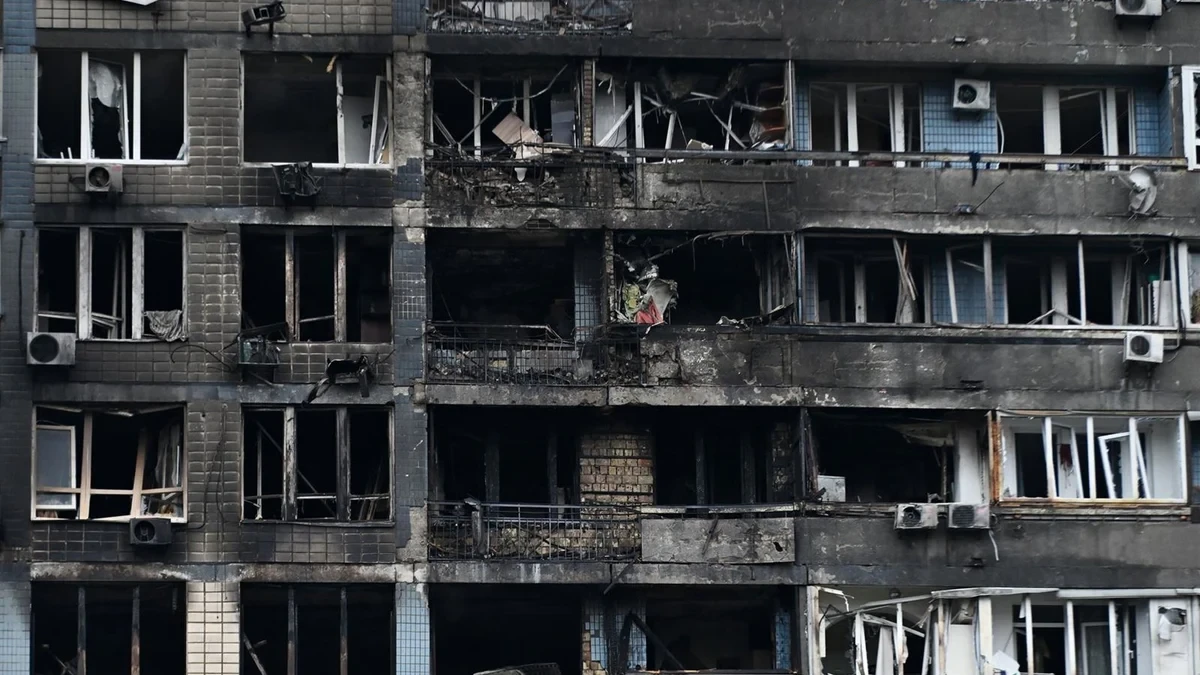 Rusia intensifica su ofensiva y ataca las ciudades de Kiev y Zaporiyia tras la cancelación del encuentro entre Trump y Putin