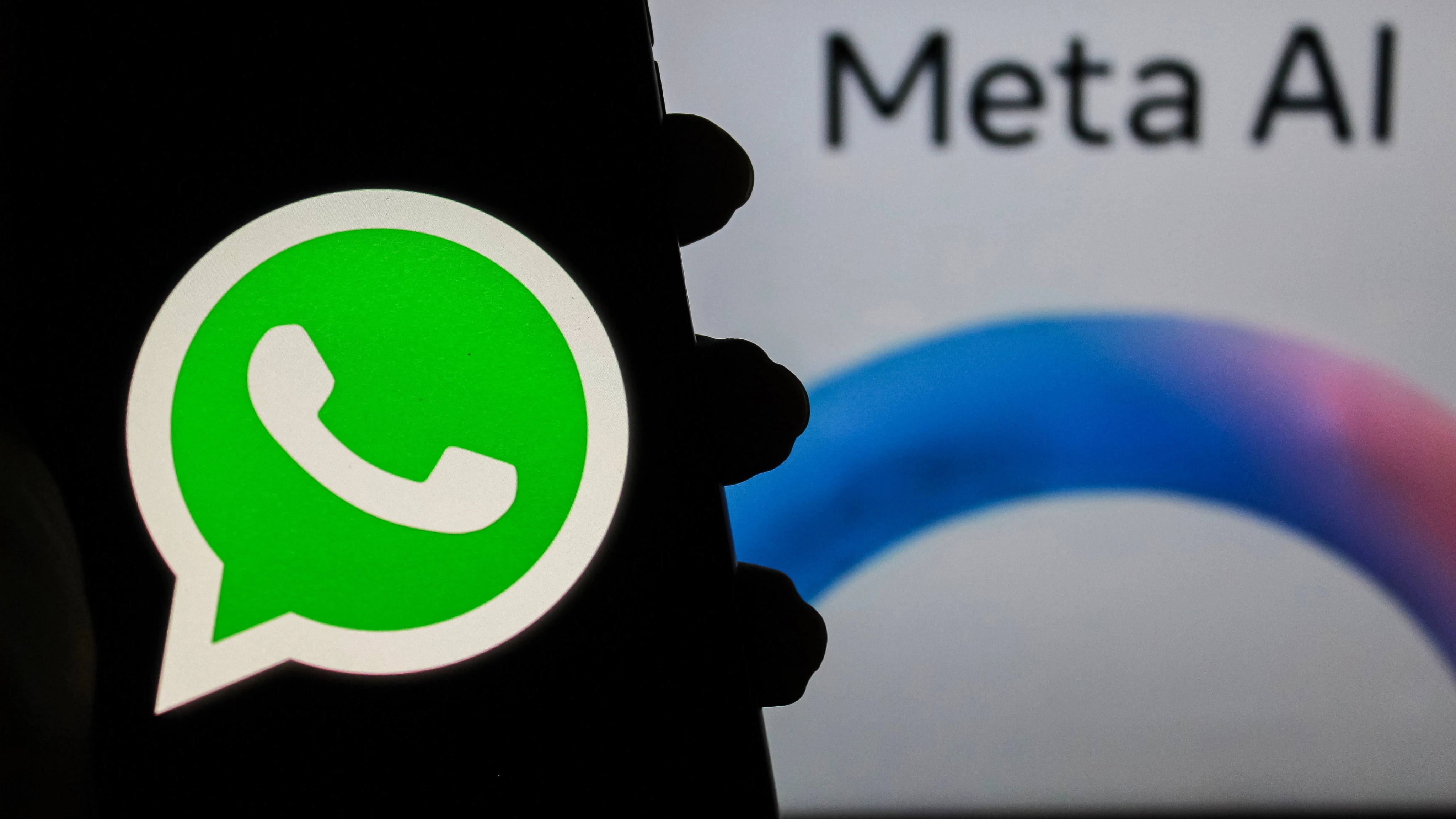 WhatsApp, Instagram y Facebook sufren una caída global que afecta a miles de usuarios