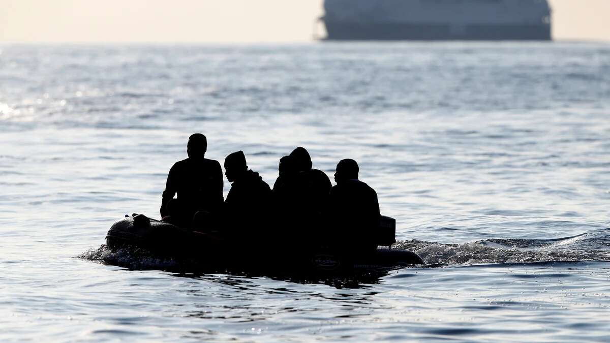 La ONG Sea-Watch denuncia las agresiones de los guardias fronterizos libios a inmigrantes rescatados en el Mediterráneo