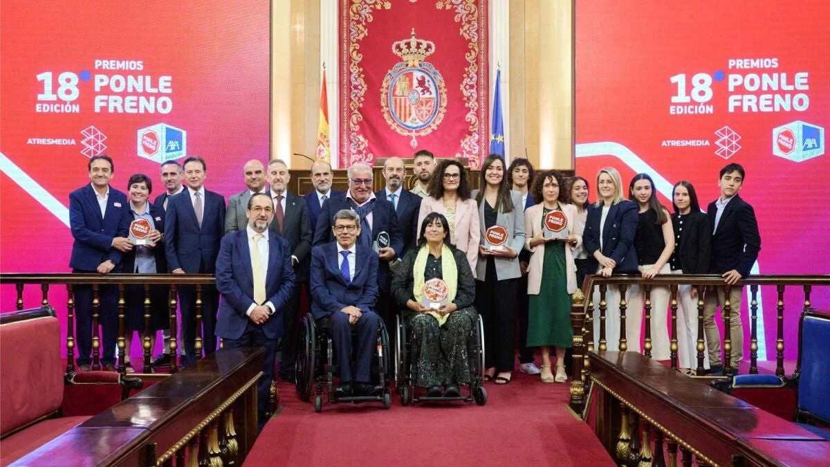 Los Premios Ponle Freno reconocen a personas e iniciativas que han ayudado a reducir las muertes por accidentes de tráfico.