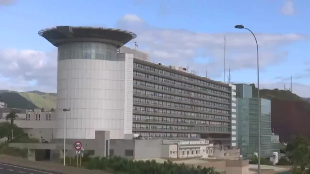 Pacientes y trabajadores denuncian la saturación de las Urgencias del Hospital Universitario de Canarias