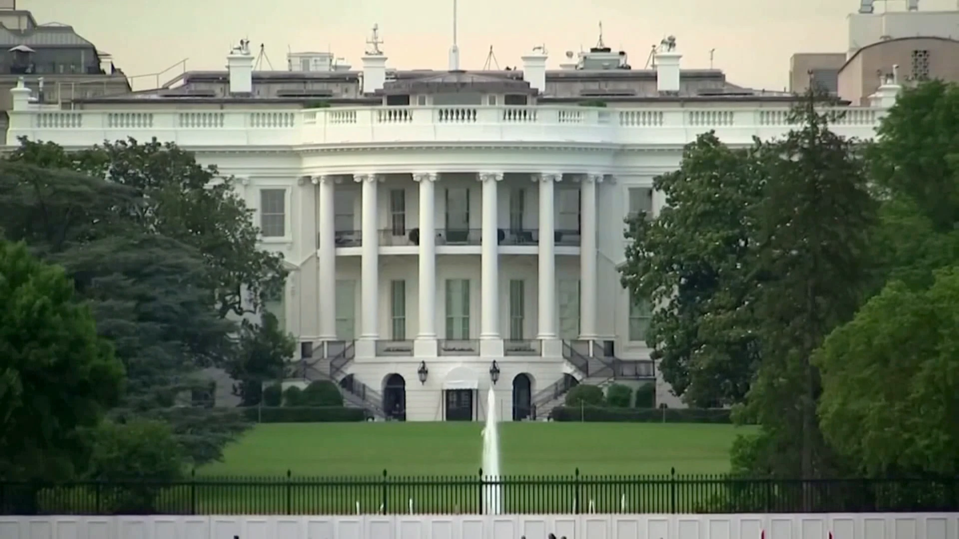 Nuevo tiroteo cerca de la Casa Blanca: El Servicio Secreto abate al atacante
