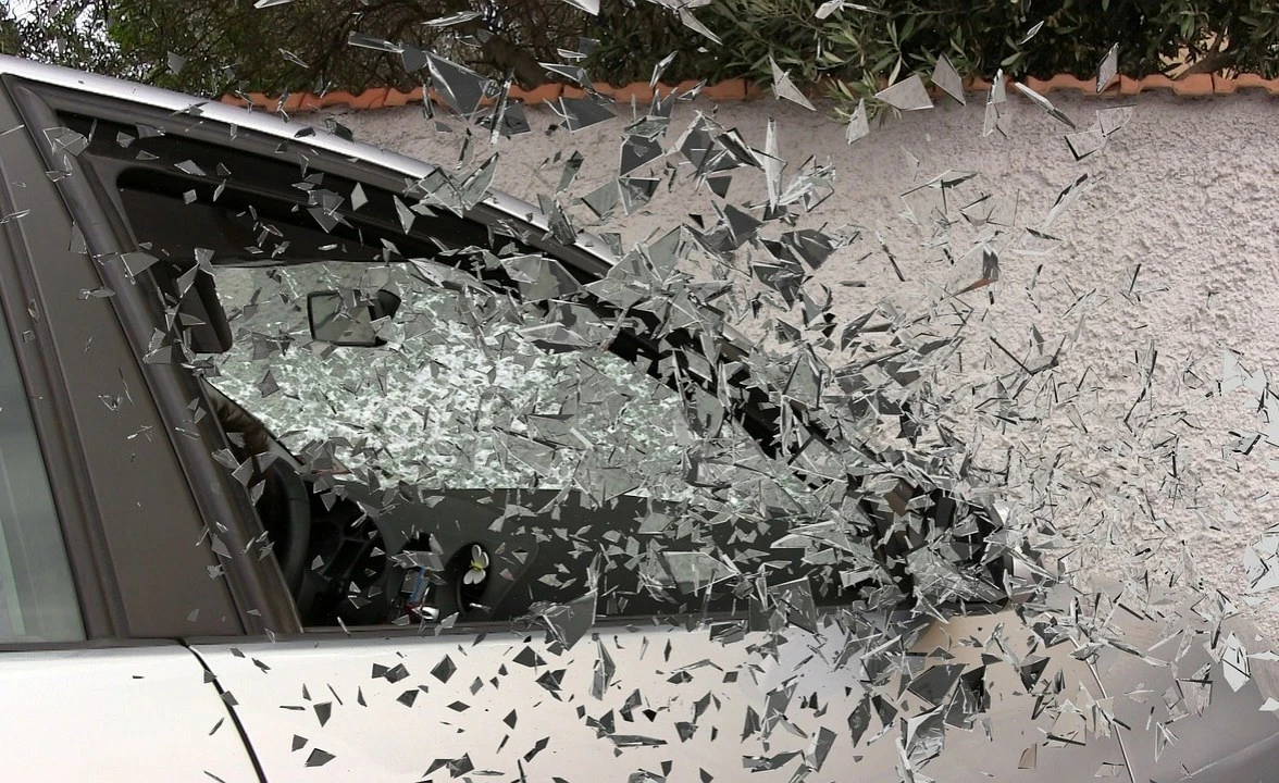 Zimbabwean President Orders Action After Deadly Road Crashes